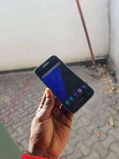 A picture of Samsung s7