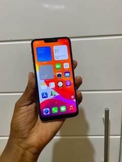 A picture of iPhone 13 pro max 512GB