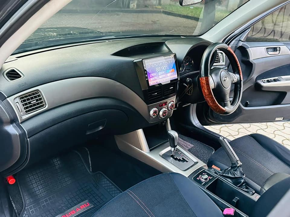 A picture of Volvo V40 Injin cc 1590 Gia automatic Full ac Ipo