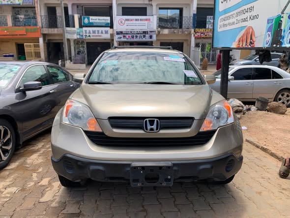A picture of DISTRESS SALES HONDA CR V S U V JEEP FEW