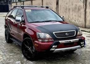 A picture of URGENT BUYERS ONLY CALL Mr Anthony 09063948959 CLEAN 2003 Lexus