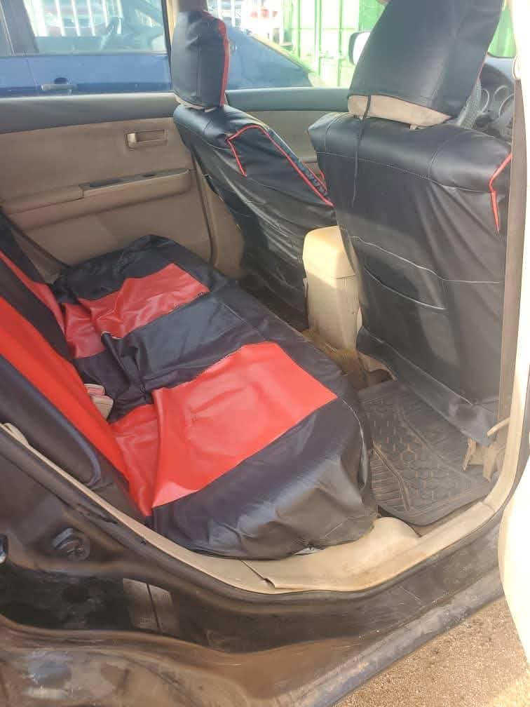 A picture of Nissan Sentra SE 2008