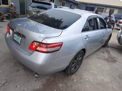 A picture of Awoof Toyota Camry thump start v6 XLE engine gear AC