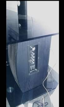 A picture of 43inch Lg tv stand with hoofer kettle
