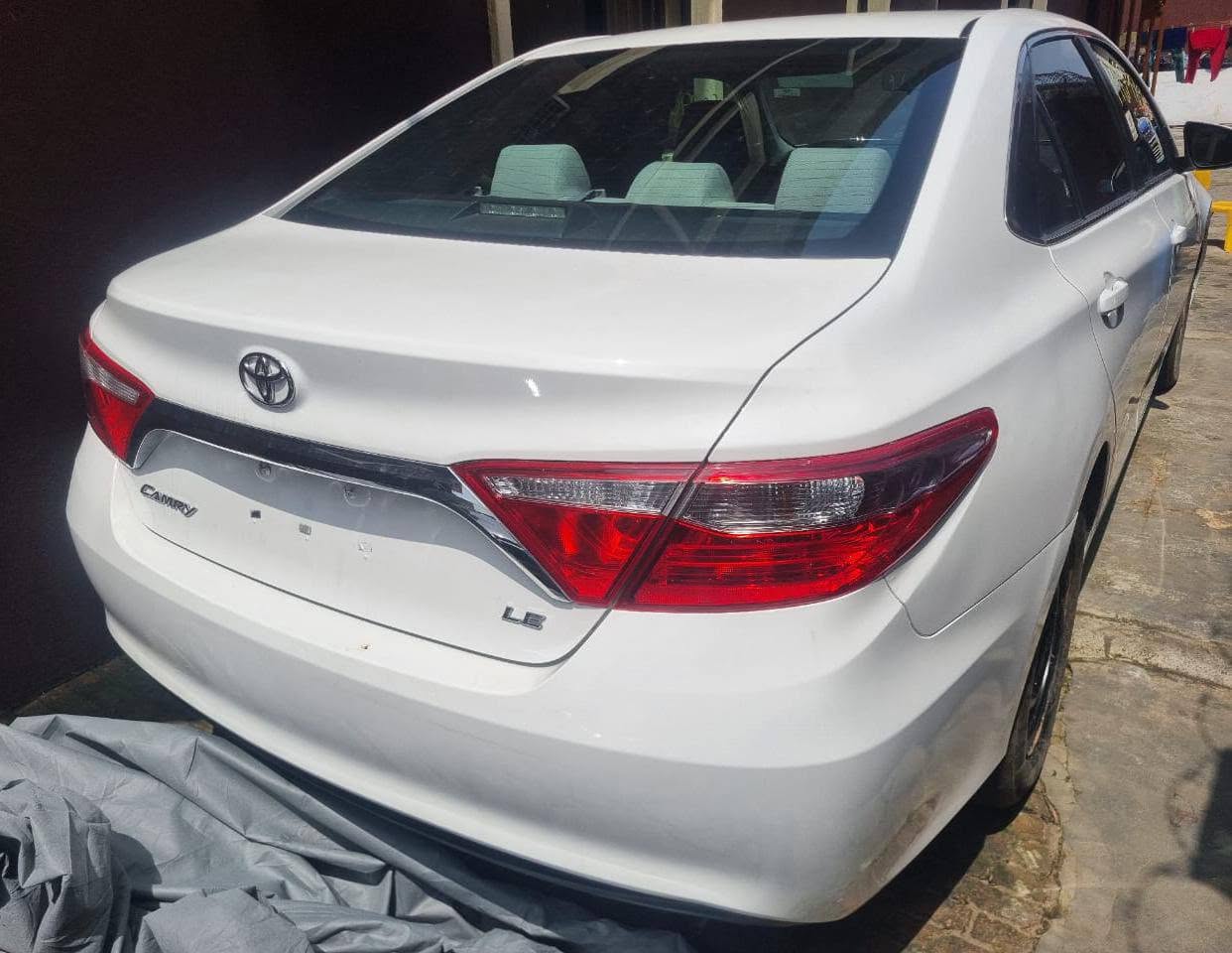 A picture of Tokunbo Toyota Camry 2015 model LE Suspension topnotch Engine gear