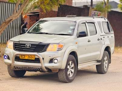 used toyota hilux