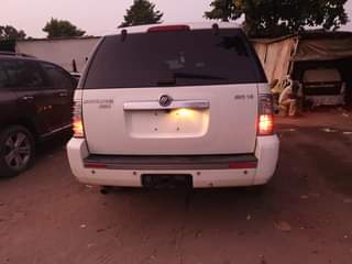 A picture of 2008 Mercury Mountaineer