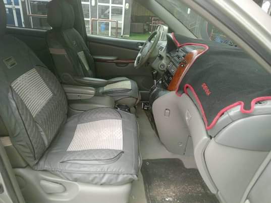 A picture of Toyota Sienna Everything is working Owerri imostate Nonny autos deal