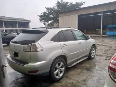 A picture of Super Clean RX 350 LEXUS 2009 Model First body Engine
