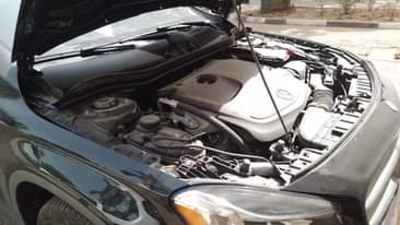 A picture of FOREIGN USED MERCEDES BENZ GLA 250 YEAR 2016 KEYLESS IGNITION