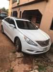 A picture of Extremely clean and sound Hyundai sonata