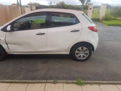 mazda 2