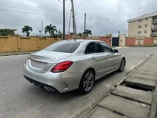 A picture of Mercedes Benz C300