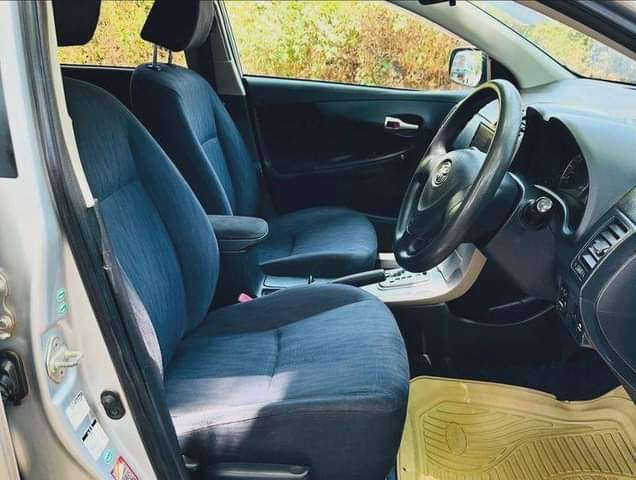 A picture of TOYOTA FIELDER 0718769401