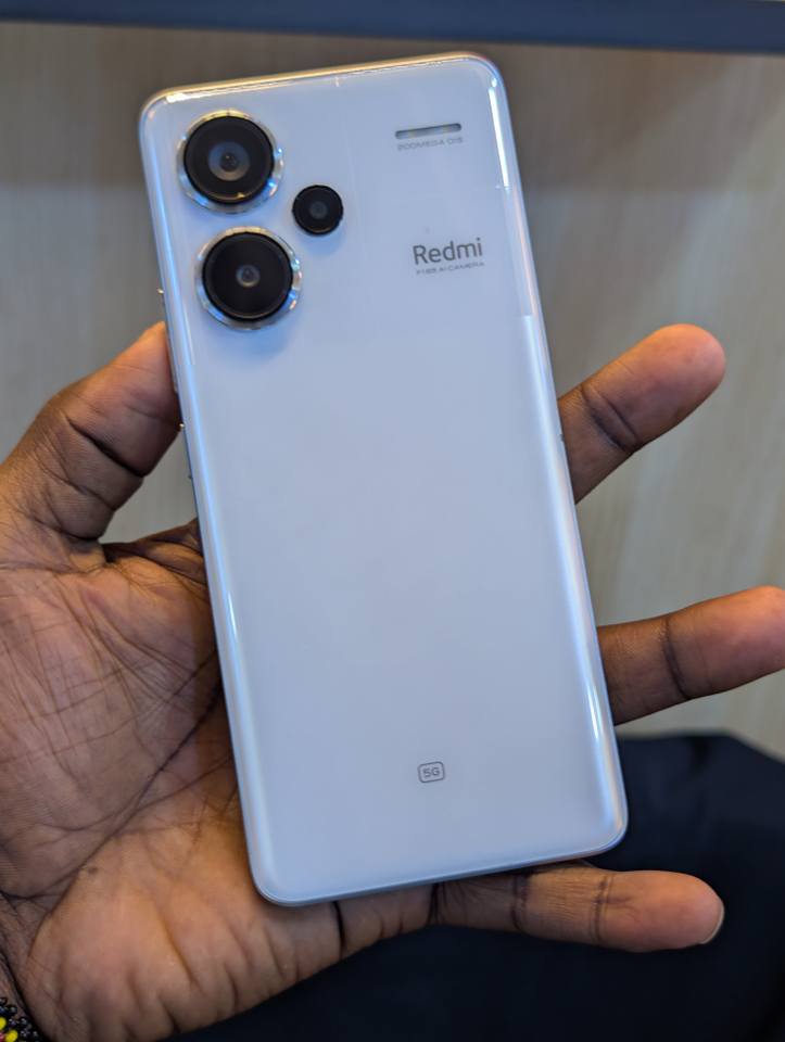 A picture of Redmi note 13 pro plus 512gb