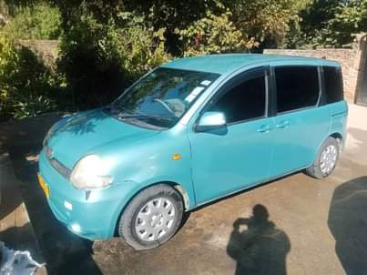 used toyota sienta