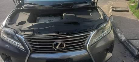 A picture of 2010 11 Lexus Rx350 Full Option