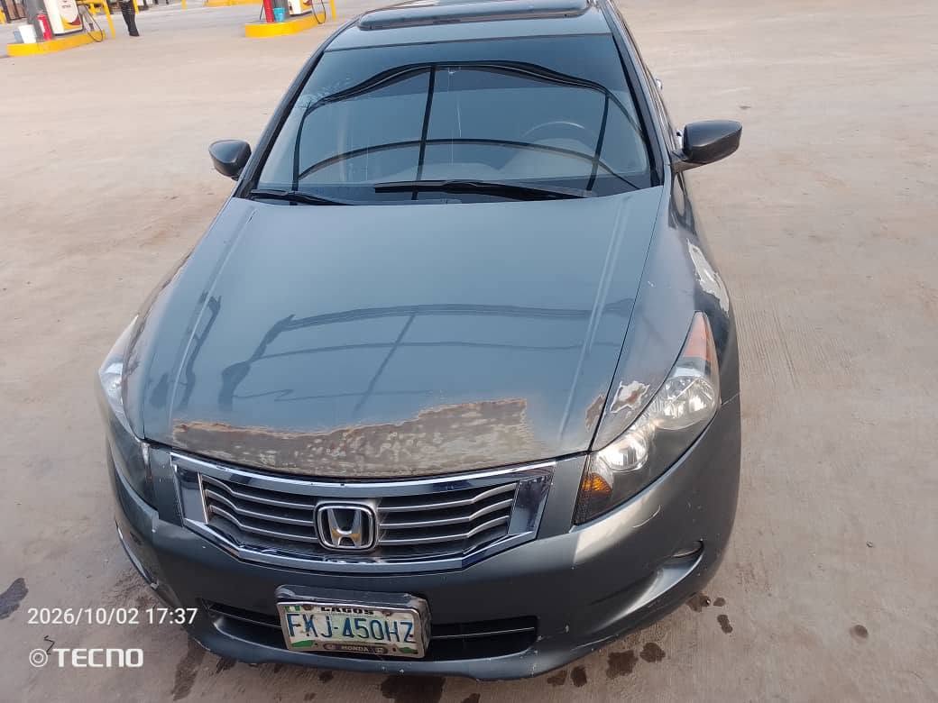 A picture of 2011 Honda Accord Eagle spirit V6