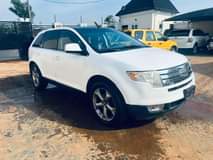 A picture of 09 Ford Edge
