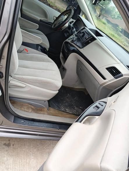 A picture of 2014 TOYOTA SIENNA FOR SALE IN PORT HARCOURT