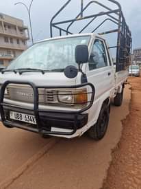 A picture of Toyota townce