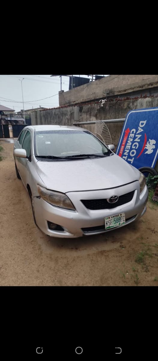 A picture of Toyota corolla 2009