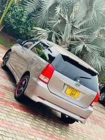A picture of Toyota wish Nzuri sana