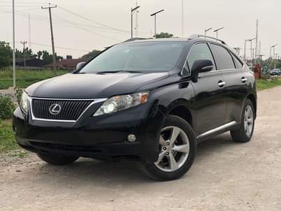 A picture of Lexus Rx350