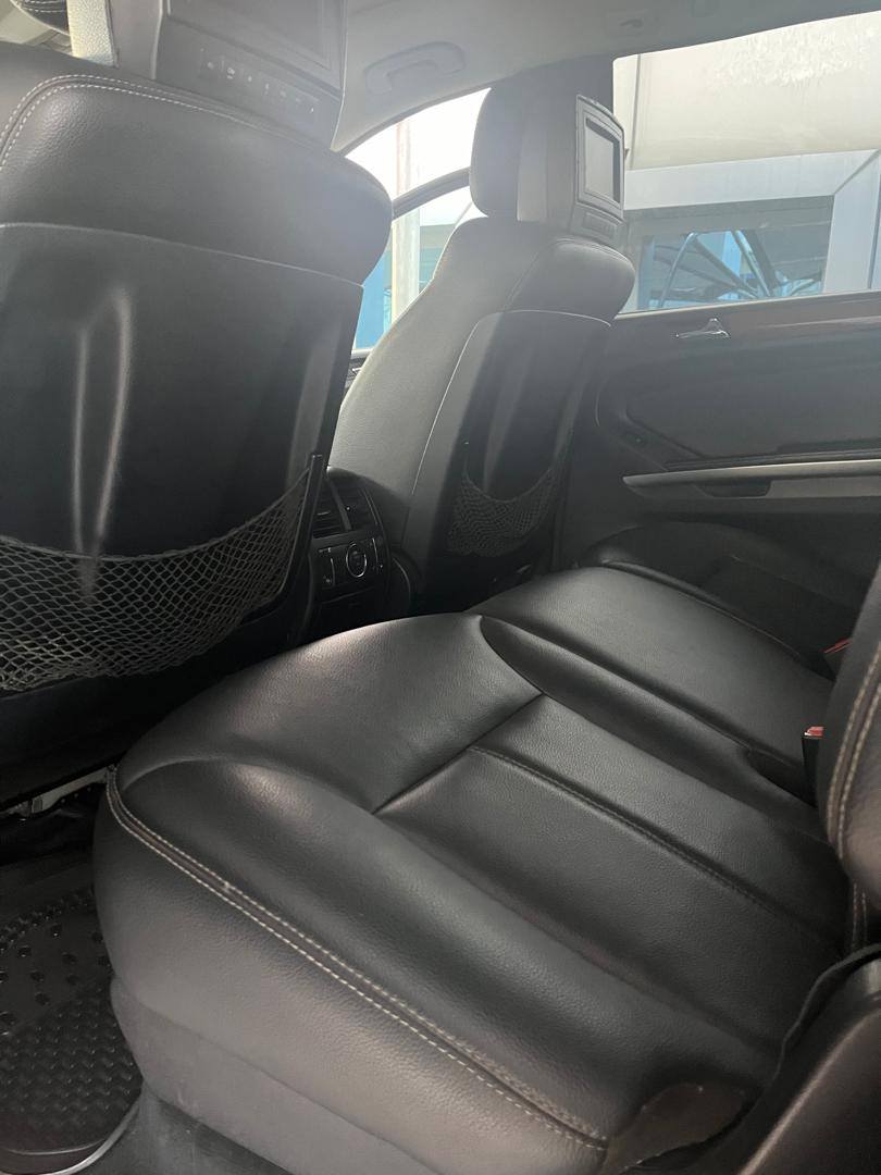 A picture of SUPER CLEAN 2008 MERCEDES BENZ GL500 WITH UNTERMPARED ENGINE GEAR