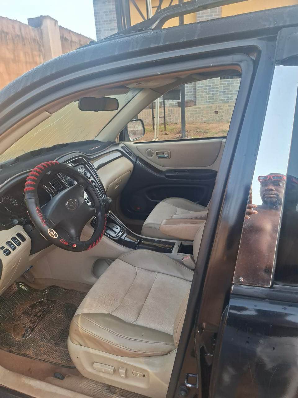 A picture of 2004 MoDel Toyota Highlander Available For sale Engine and gear