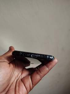 A picture of Samsung note 8