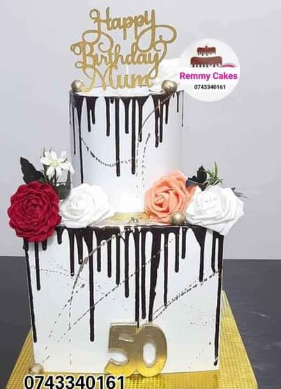 A picture of  birthdaycake cakecakescakes freshcake strawberry vanilla chocolate