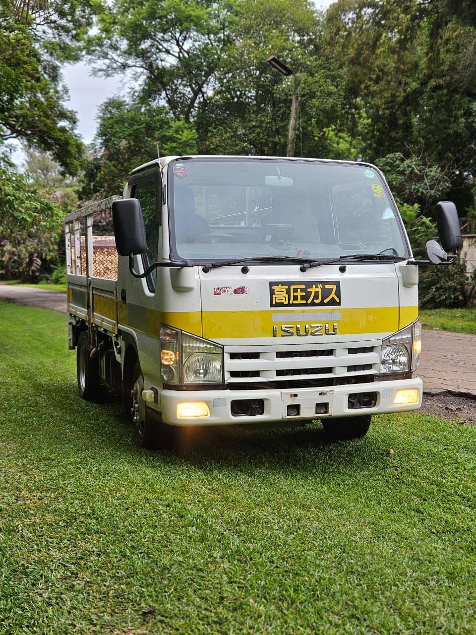 isuzu elf