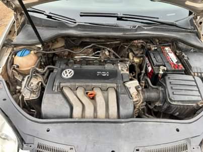 A picture of AWOOF DEAL EXTREMELY CLEAN USED GOLF 5 AUTOMATIC FSI ENGINE