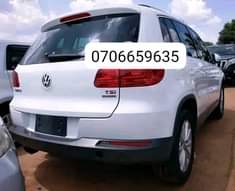 A picture of 2014 Volkswagen Tiguan automatic transmission Petrol 5 seater 1.9cc Low