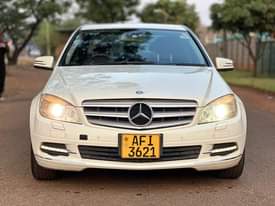 classifieds/cars mercedes