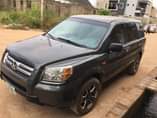 A picture of Neatly used Honda Pilot 2006
