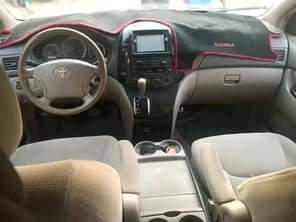 A picture of Toyota Sienna 2005 3 7M Okene Kogi State Call WhatsApp
