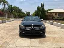 A picture of Mercedes Benz c300 Full Option