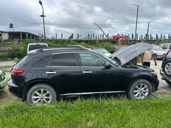 A picture of New Update Infiniti Fx35 2008 Model