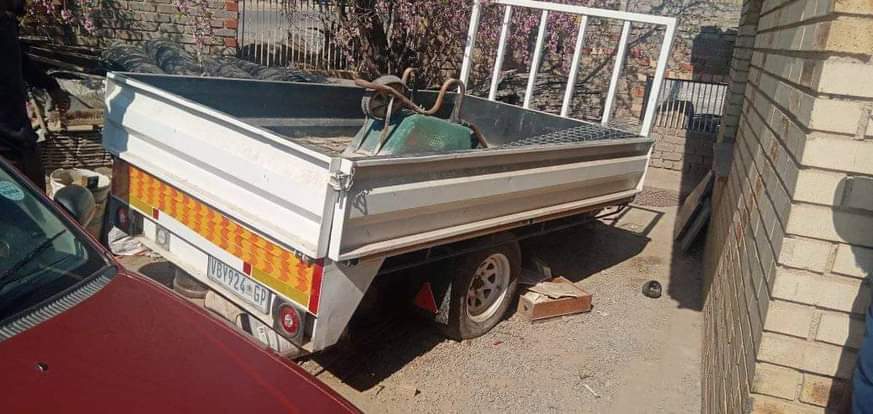 Trucks A.