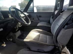 A picture of Volkswagen vanagon available for sale The vehicle price is 600