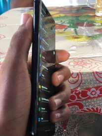 A picture of Samsung s9