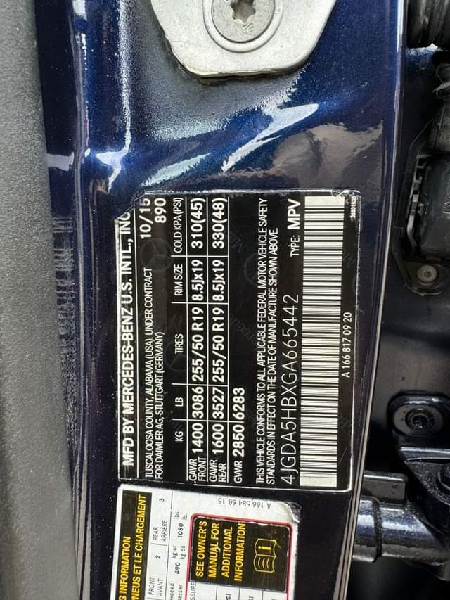 A picture of Mercedes Benz GLE