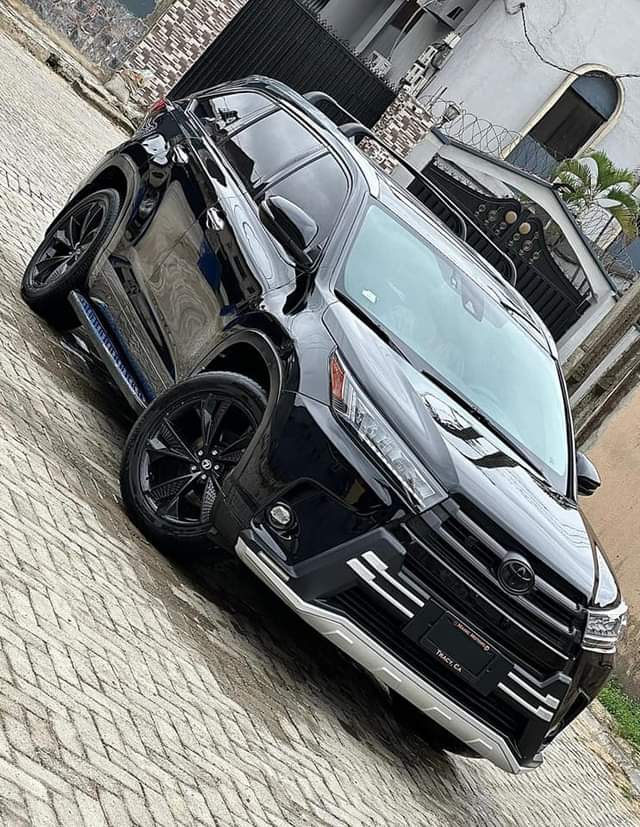 A picture of REGISTERED 2016 2019 HIGH LANDER LIMTED 3 MONTHS DRJVEN