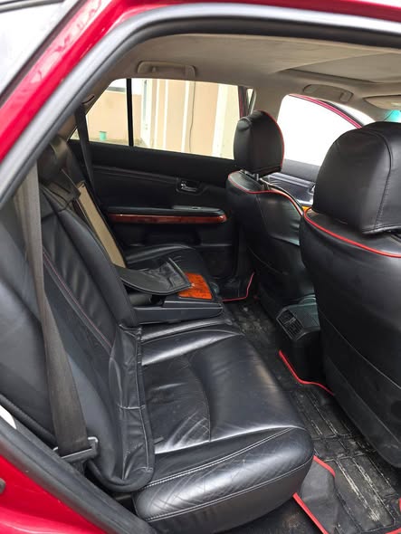 A picture of LEXUS RX350 2007