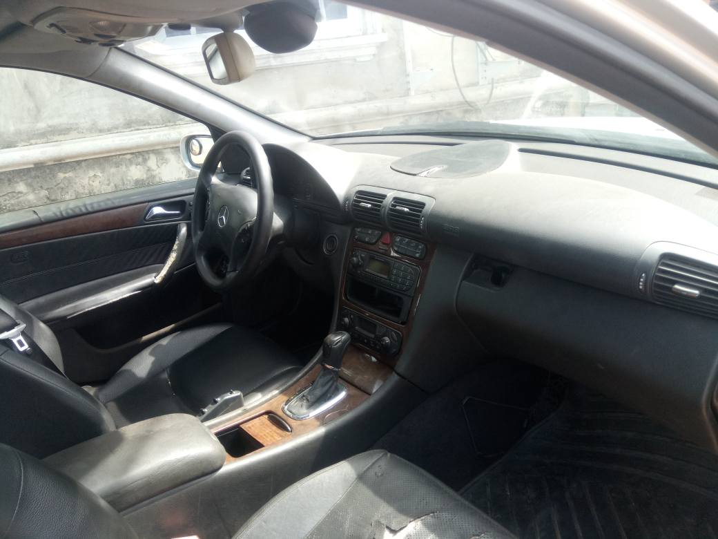 A picture of Mercedes c320