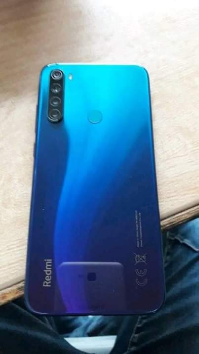 A picture of Redmi note 8