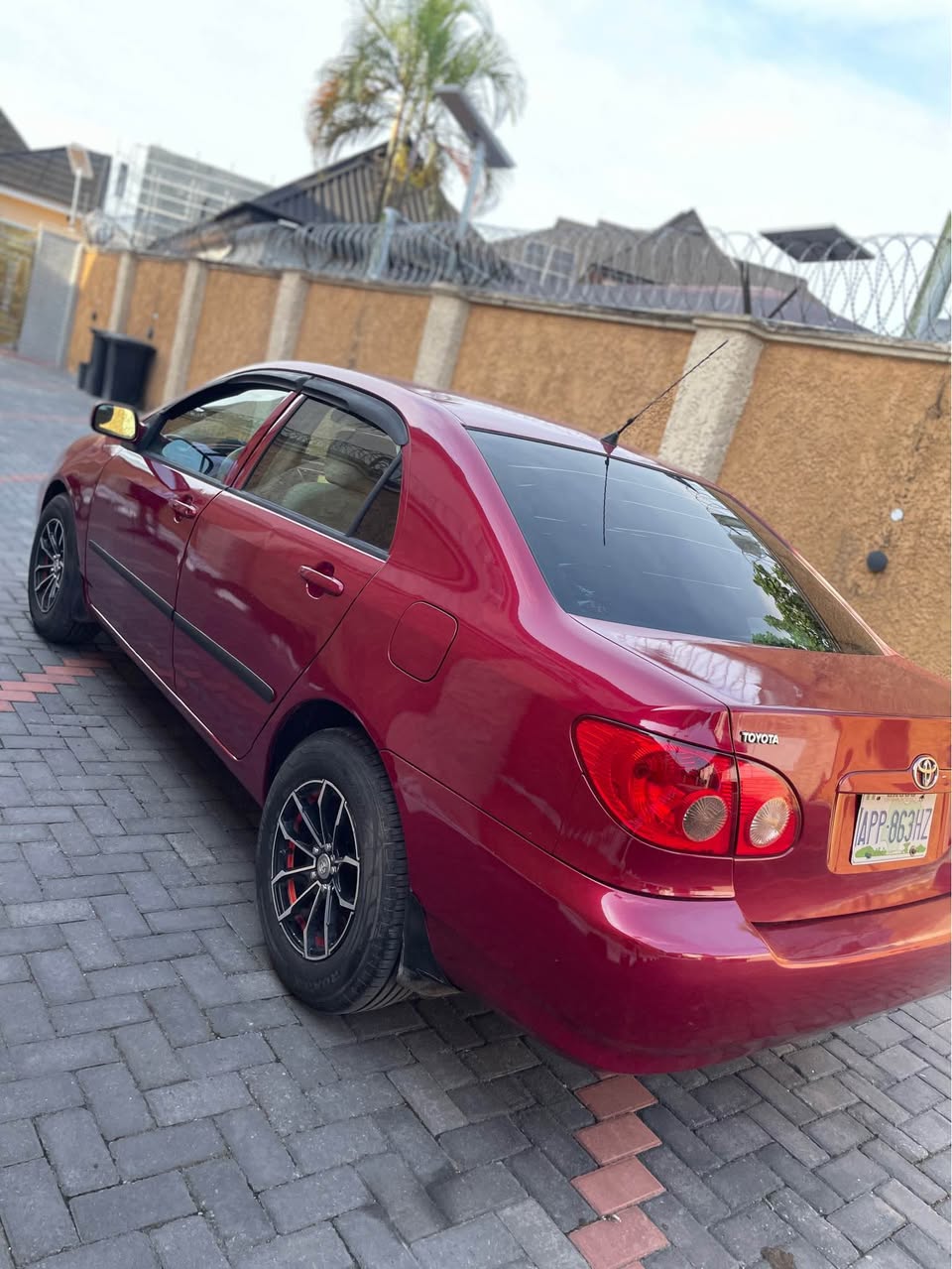 A picture of Toyota Corolla LE