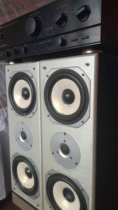 speakers